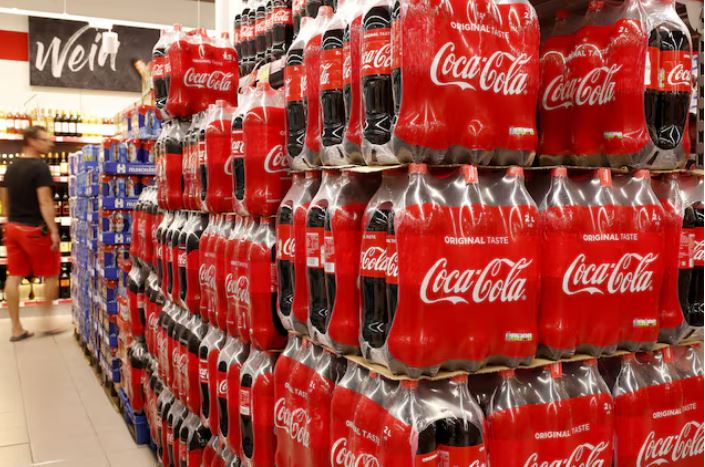 कोका-कोला ब्रान्डेड प्लास्टिक प्रदूषणको विश्वको सबैभन्दा ठूलो उत्पादक       